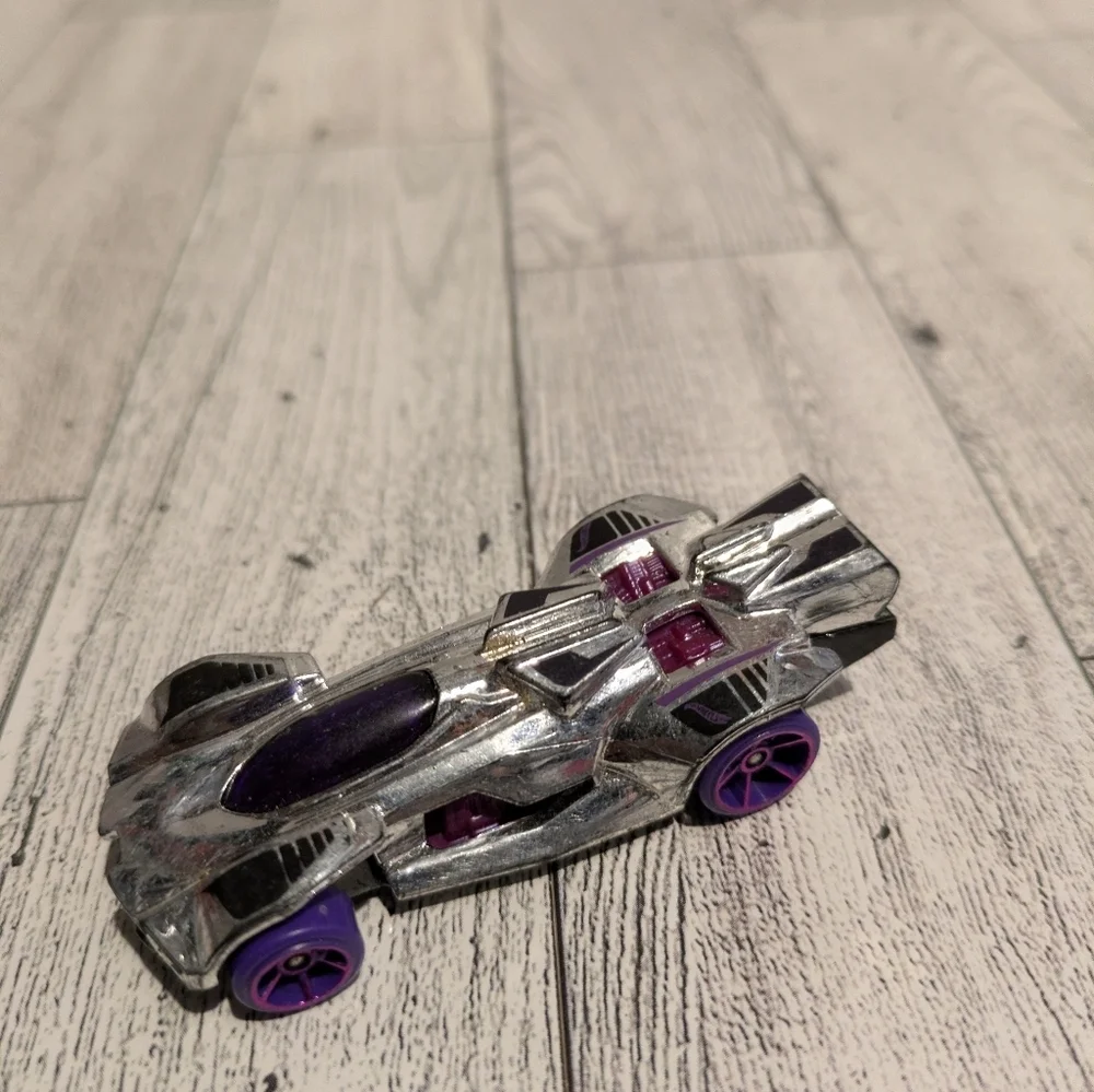 hot Wheels Shiny Silver & Purple Die-Cast Racing Car Toy - Kids Vehicle